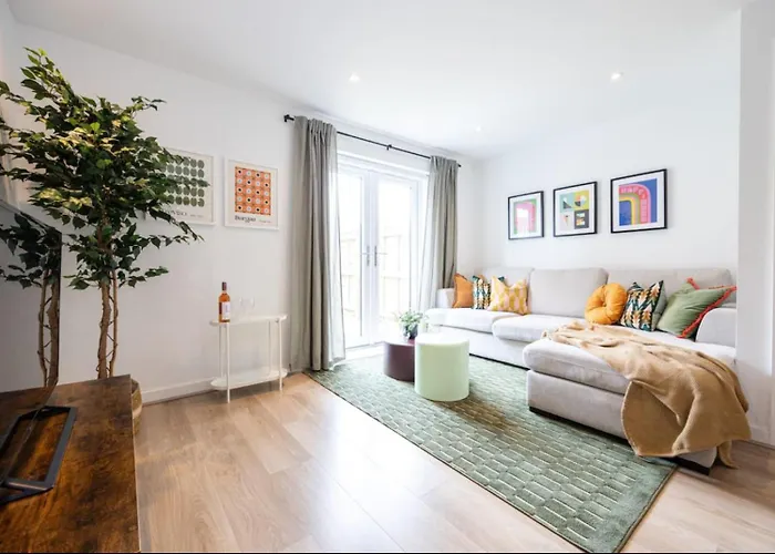 Prázdninový dům Elegance Retreat - 2 Bed With Parking Manchester