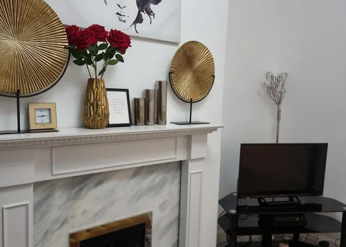 Gorgeous Stylish Cheri Victorian House In *