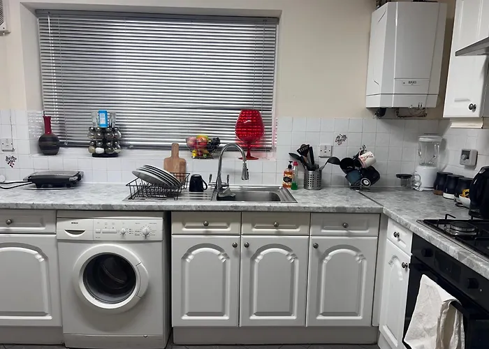 New Getaway - Free Gated Parking With Fob *