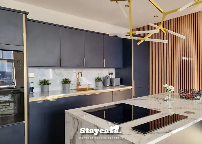 Luxury Penthouse Skyline 23rd Floor