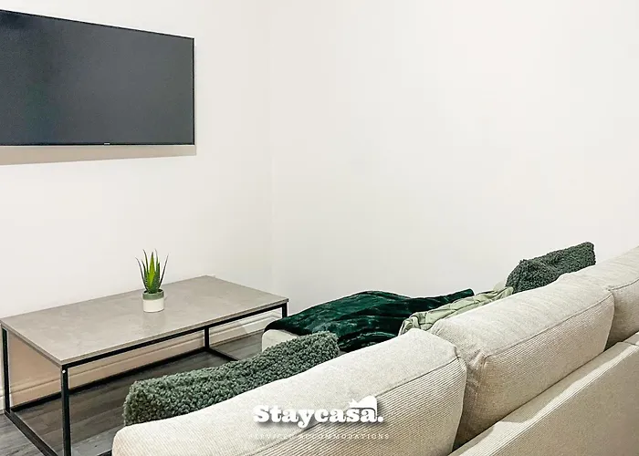 Princess Hideout 5min To With Street Parking בית נופש *