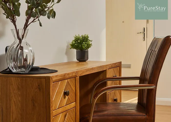 Fabulous House - 5 Beds Sleeps 8 - Free Parking - By Purestay Hébergement de vacances Manchester