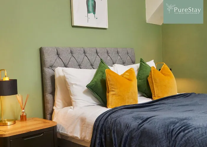 Big Contractor House With 6 Beds & Free Parking By Purestay - 7 Night Min! * Манчестер