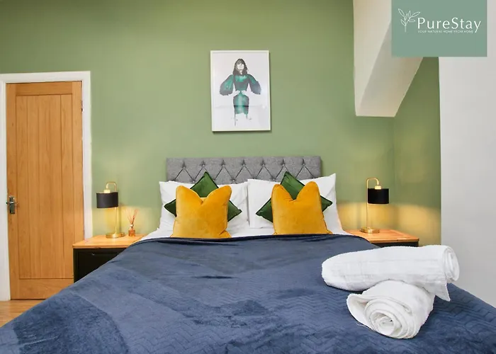 Big Contractor House With 6 Beds & Free Parking By Purestay - 7 Night Min! Манчестер