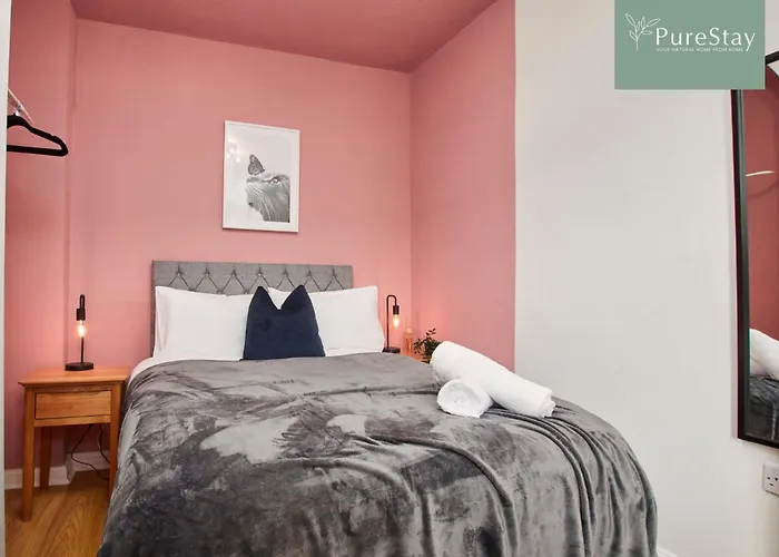 Big Contractor House With 6 Beds & Free Parking By Purestay - 7 Night Min! * Манчестер