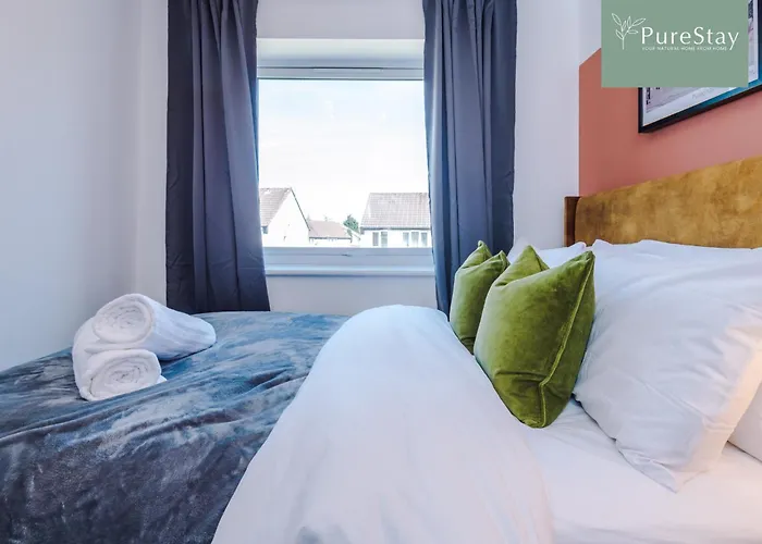 Stunning House In For Business & Leisure - Wi-fi & Parking By Purestay Serviced Manchester