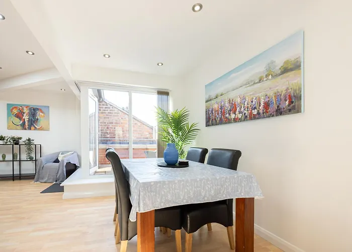 Апартаменты Withington *