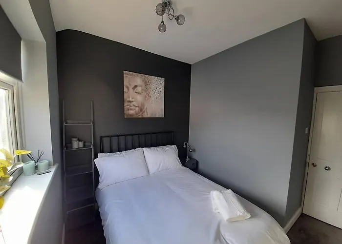 Chic 5 Double Bedroom House - 15 Min To * Manchester