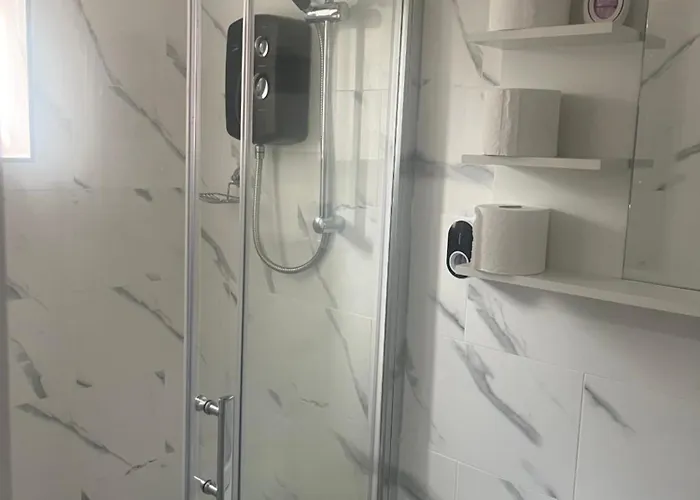 Daire Dynasty Manchester