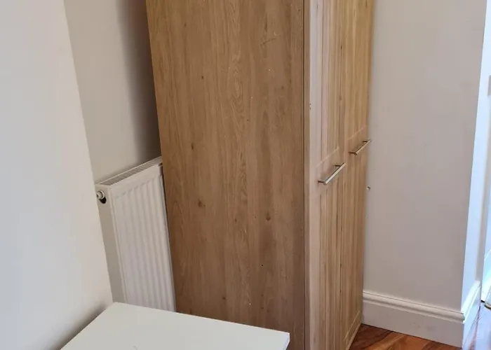 Scotland Street, Newton Heath Penzion