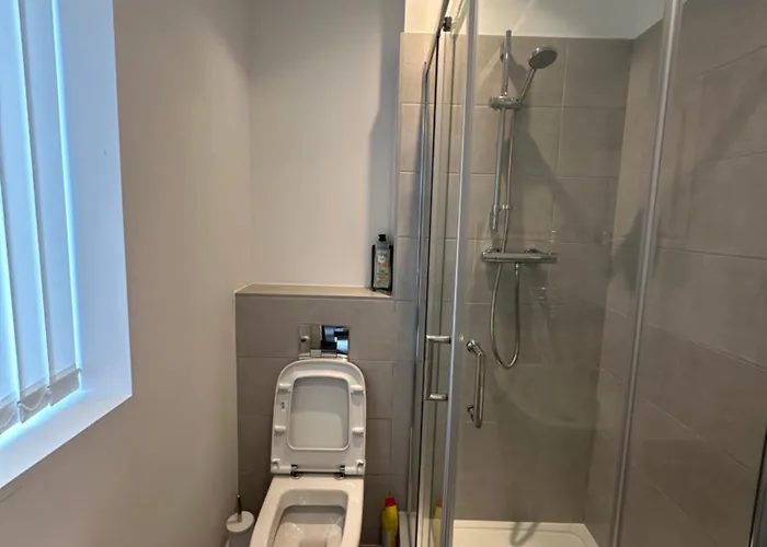 C U Ltd * Mánchester