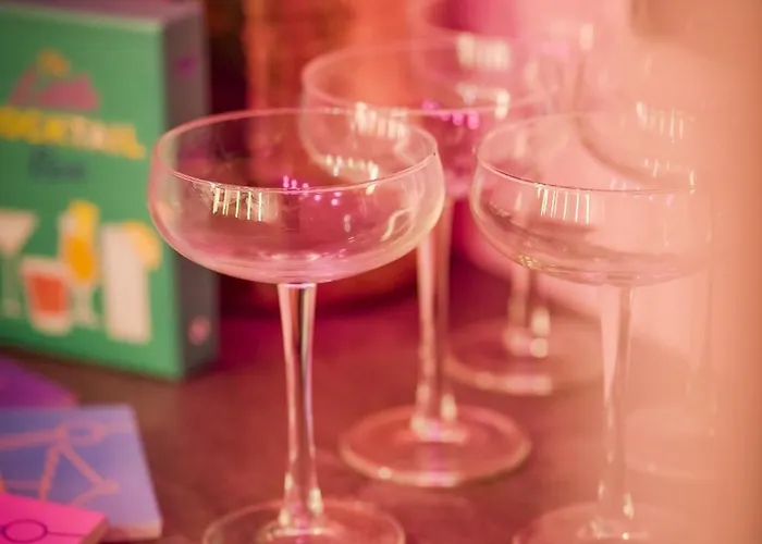 アパートホテル Manchester's Only Private Party For 12 With Makeup 4*