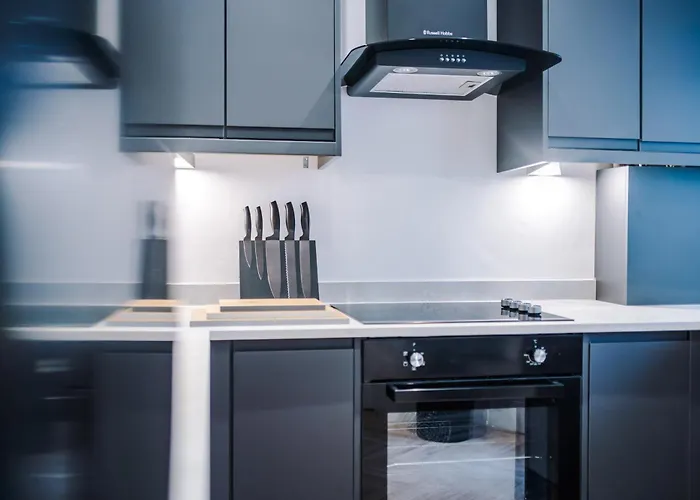 4 Bedroom House Eccles