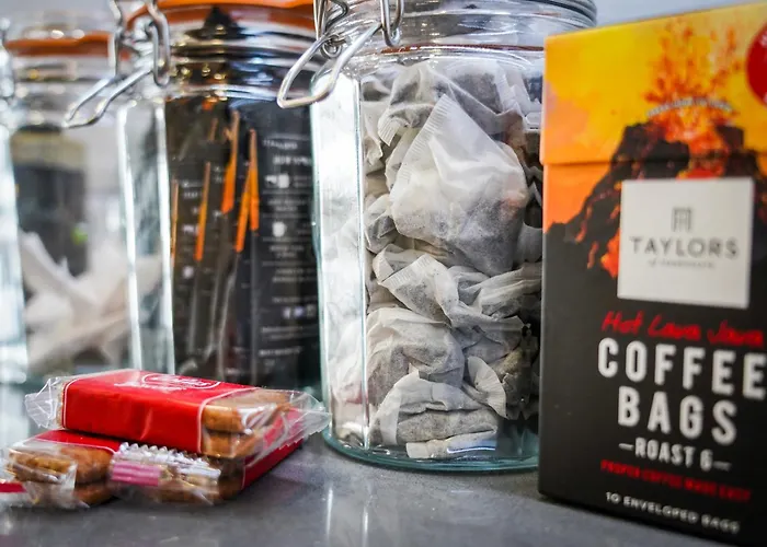 Nyaraló 3-bed House In Near Old Trafford Manchester