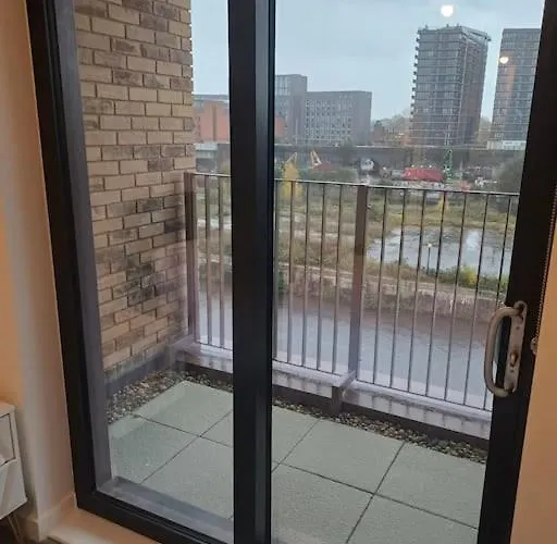 Ls96 No Serviced 4r Apartament Manchester