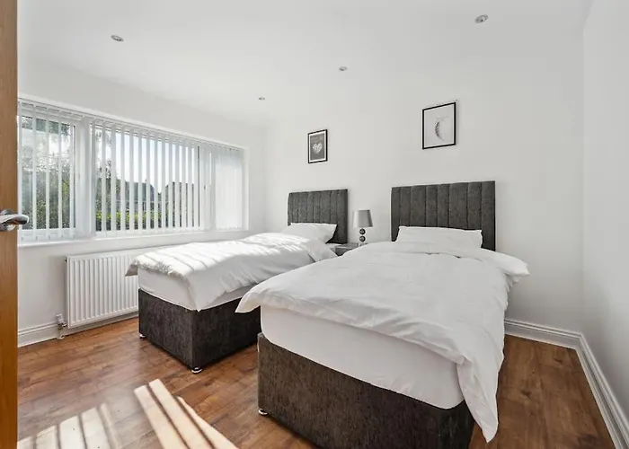 House In Heald Village *