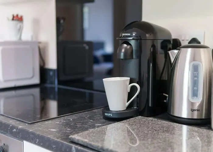 Spacious & Bright 2 Bed * Manchester