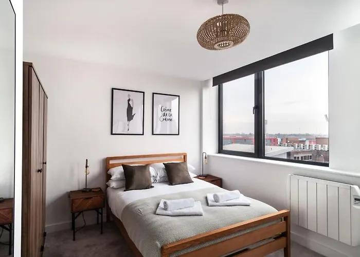 Stayzeni, Alexandra Rise Super 1 Bed Apartamento *