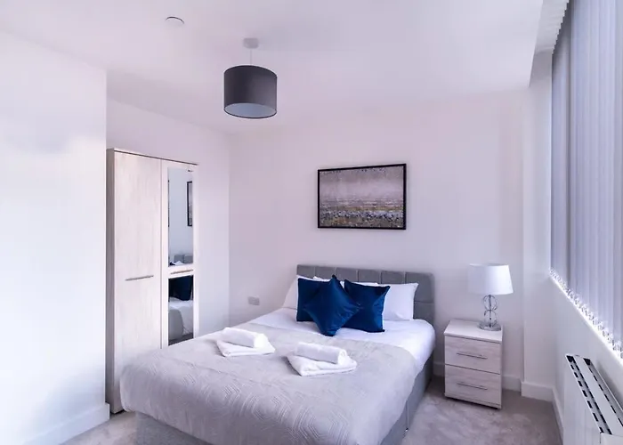 Stayzeni, Alexandra Rise Lovely 1 Bed Mánchester