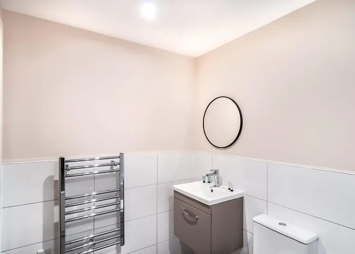 Spacious 2 Bedroom Apartment In Manchester Manchester