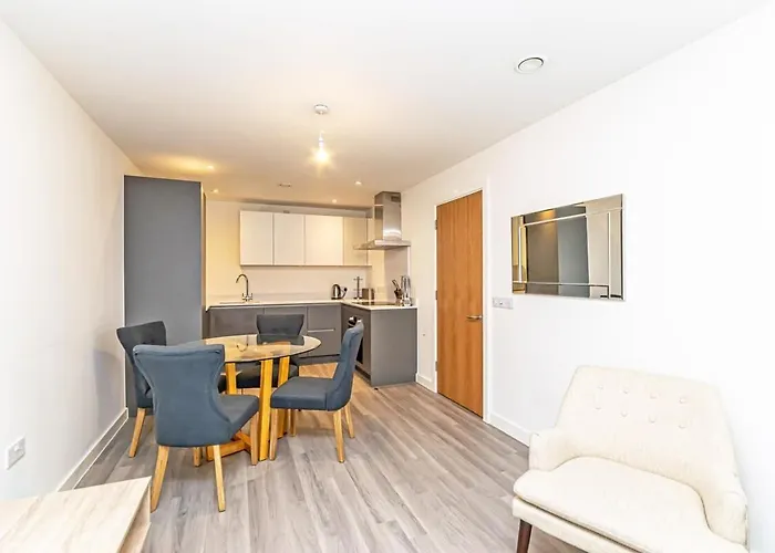 Contemporary 2 Bed In *