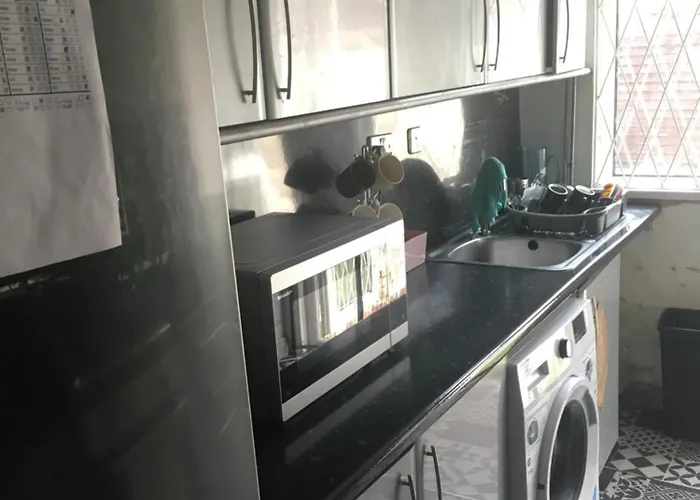 Single - Town & Nearby, 24h Bus, Airport-linked Manchester