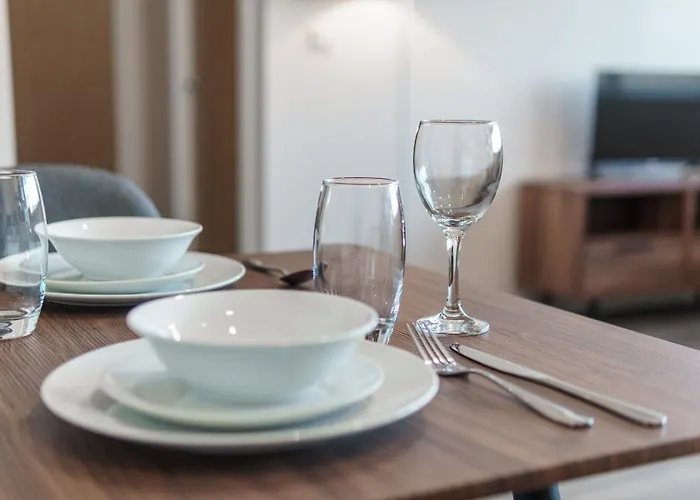 Modern Apartment, Free Parking For Two, Smart Tvs, Location Manchester