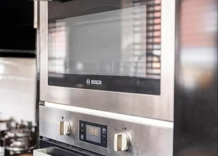 아파트 3 Bedroom House With Modern Interior, Close To The Etihad Stadium *