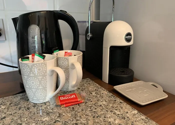 Beautifully Styled 2br With Garden 맨체스터