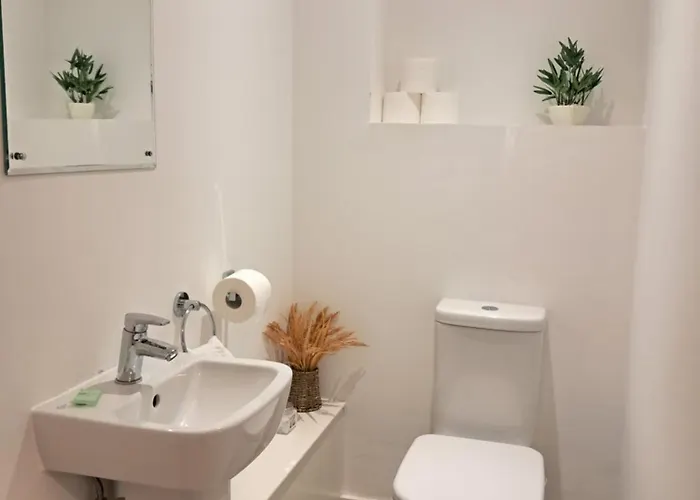 5mins Jd Gym Supermarket Retail M60 Centre Salford Queys Media Apartamento Manchester