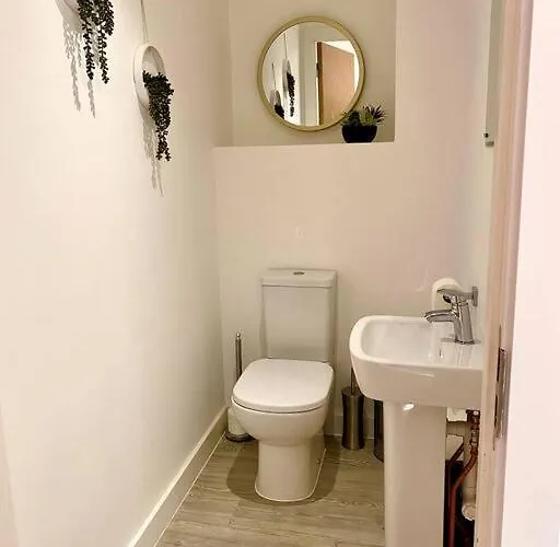 Prime 2 Bedroom With Rooftop Terrace Manchester