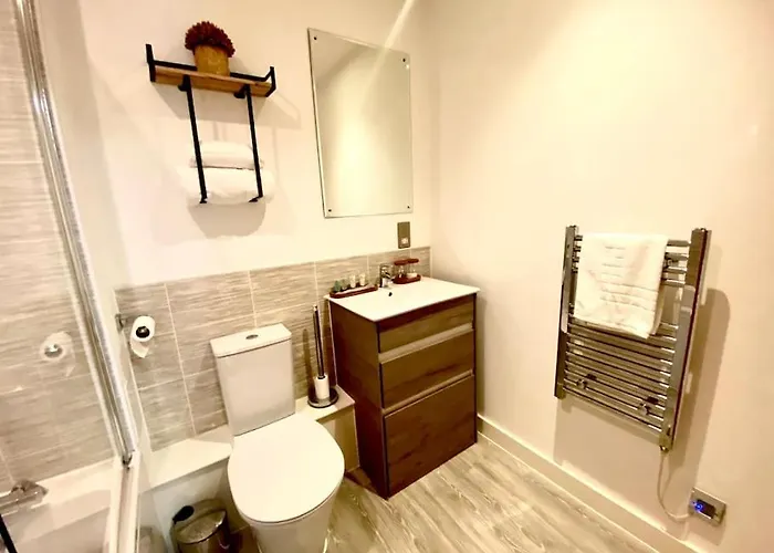 Prime 2 Bedroom With Rooftop Terrace Manchester