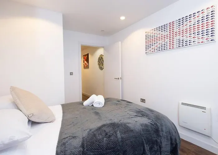 아파트 Stylish Mediacity 2bed, Sleeps 6, Amazing Views 맨체스터