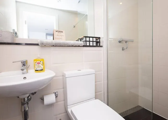 아파트 Stylish Mediacity 2bed, Sleeps 6, Amazing Views *