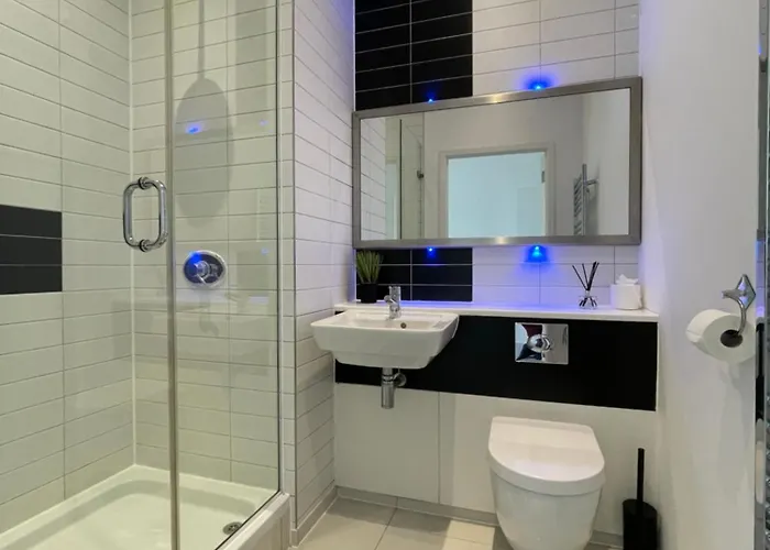 Modern Luxury In Apartament Manchester