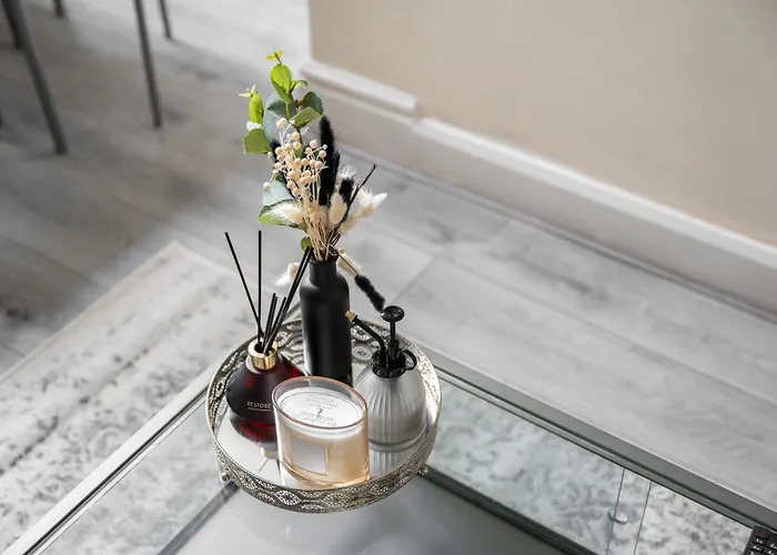 펜션 Modern 4br In M11, Close To Etihad Stadium Sleeps 11 *