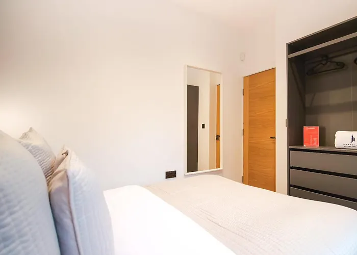 Smithfield By The Heim