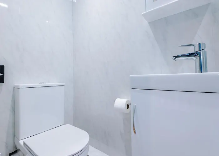 4 Bedroom Victorian House