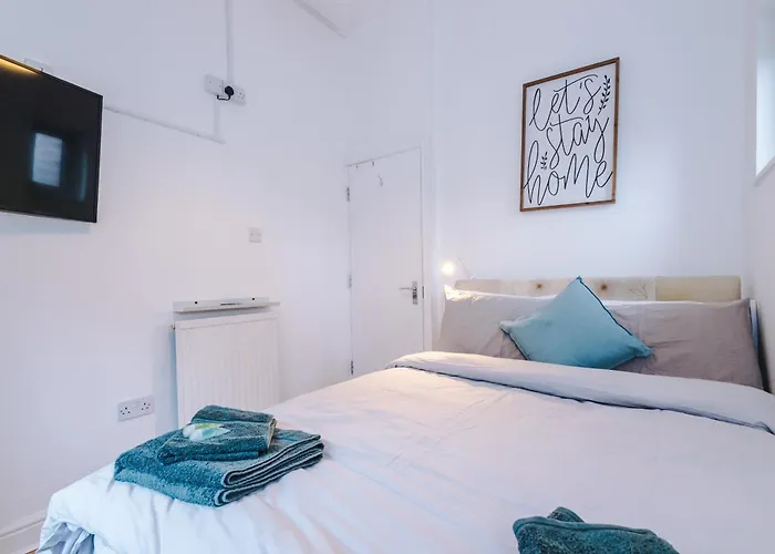 4 Bedroom Victorian House