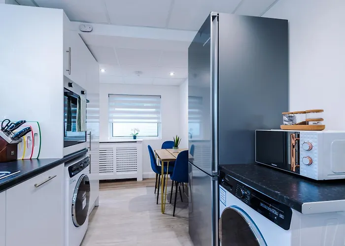 4 Bedroom Victorian House Feriehus *