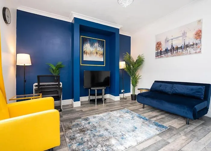 Spacious 3br - Pool Table - Games - Sleeps 9 * מנצ'סטר