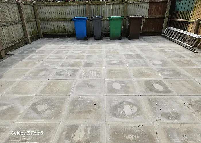 Brigstock Holidays House 맨체스터