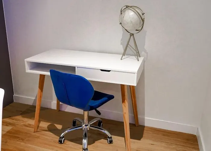 Apartament Classy 2-br, 3-bath Sleeps 5, High Speed Unlimited Wifi Manchester