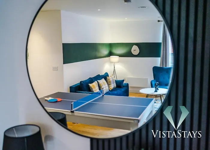 Apartament 2bdr By Vista Short Lets & Serviced With Pool Table & Free Wifi *