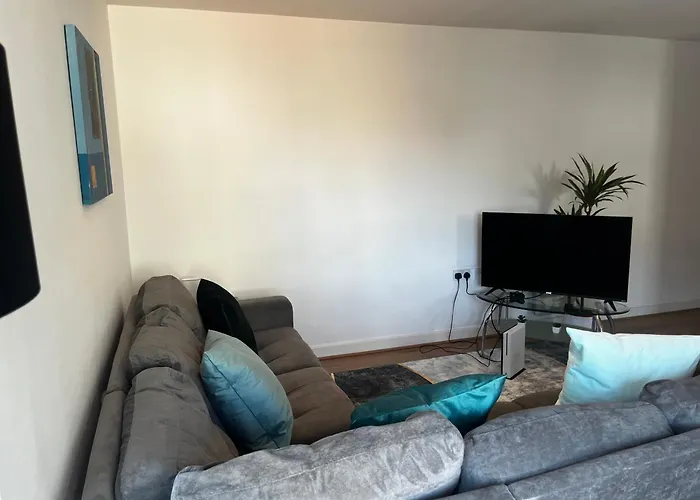 Stylish Centre With Large Balcony Apartament