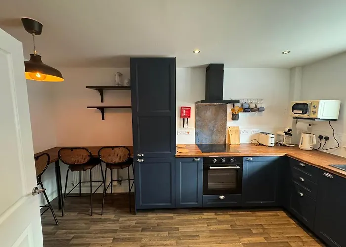 Modern Twin Near Ancoats & Etihad Stadium Manchester