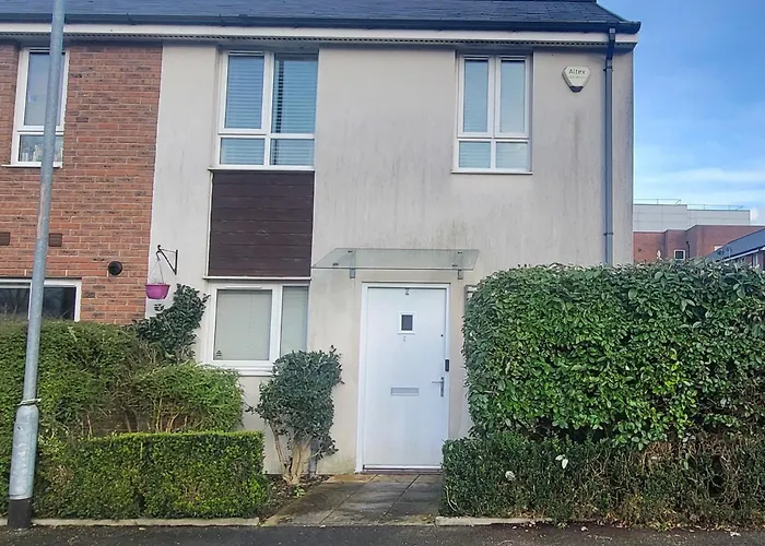 Bluesea Near Etihad 아파트 *