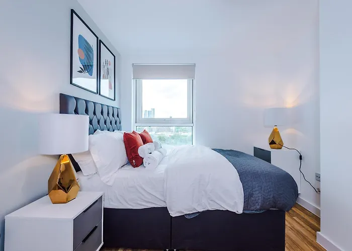 Parking - Lastmindeals - 2bed Lägenhet Manchester