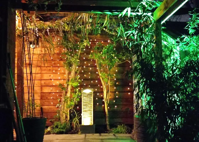 Movie Nights And Chill Apartment *