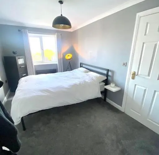 View Large 5br Town House Parking Vakantiehuis *